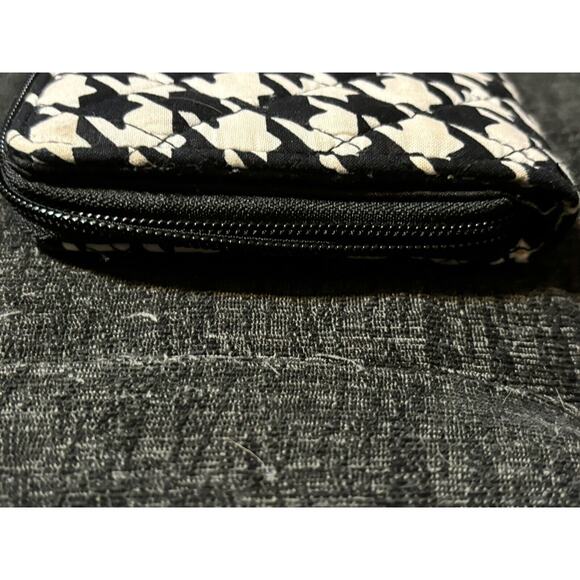 VERA BRADLEY MIDNIGHT HOUNDSTOOTH Turn Latch Wallet - Picture 7 of 12
